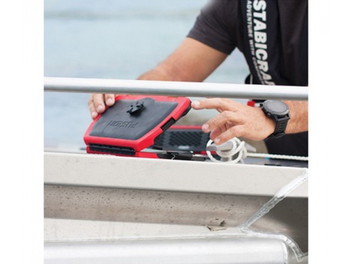 FUSION Dock pour Radio Marine Stéréo Active bluetooth rouge